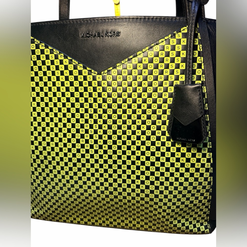 MICHAEL KORS Whitney Large Checkerboard Leather Tote 🖤💚💛 - Picture 6 of 10